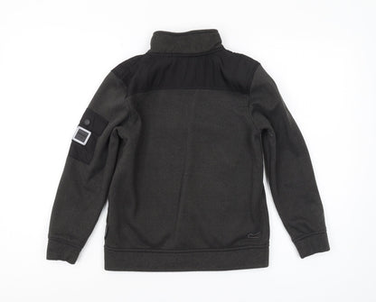 Back view of Regatta boys’ black basic jacket 9-10 years outdoor casual