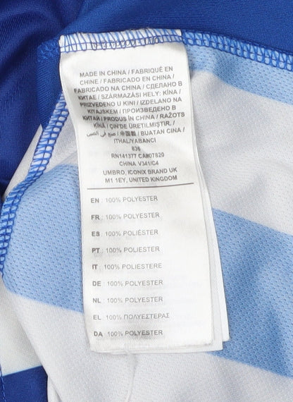 Brand and care label for Umbro boys’ blue/white striped football jersey, size 8-9