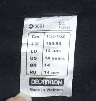 Brand and care label for Decathlon girls’ black fleece jacket, size 12, lightweight activewear