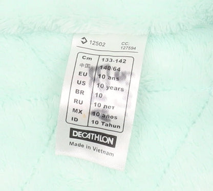 Close-up detail of Decathlon girls’ blue puffer jacket 10 years winter coat