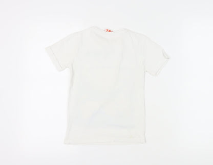 Back view of Despicable Me 2 girls’ white minions t-shirt, size 7-8