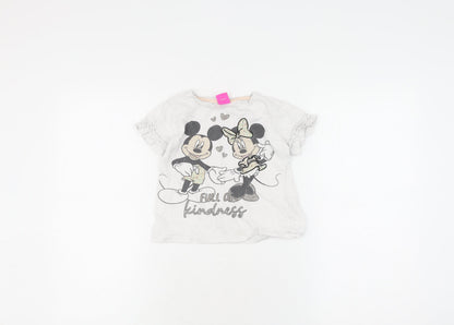 Front view of Disney girls’ white minnie mouse t-shirt 5-6 years