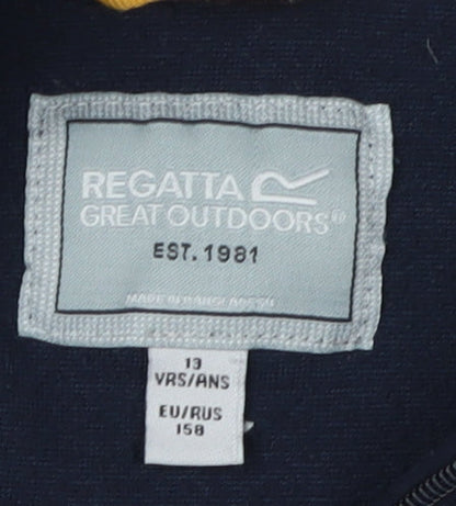 Close-up detail of Regatta boys’ blue fleece 1/4 zip sweatshirt 13 years