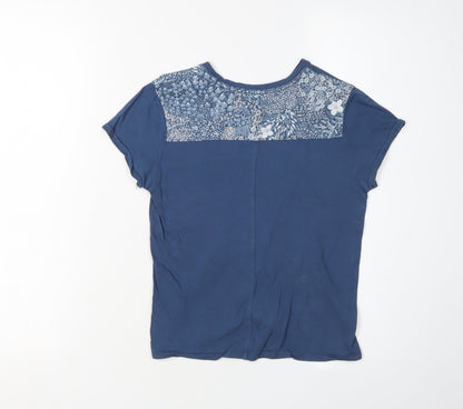 Back view of Abercrombie & Fitch Kids girls’ blue floral t-shirt, size 10, excellent condition