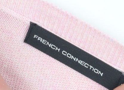 Close-up detail of French Connection Men's Pink Cotton jumper - M
