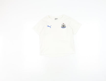 Additional front view of Puma boys’ white medium football jersey t-shirt