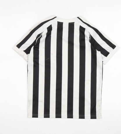 Back view of Puma boys’ black & white striped football jersey 12-13y