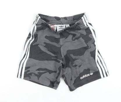 Additional front view of Adidas boys’ grey camouflage athletic shorts 2-3 years