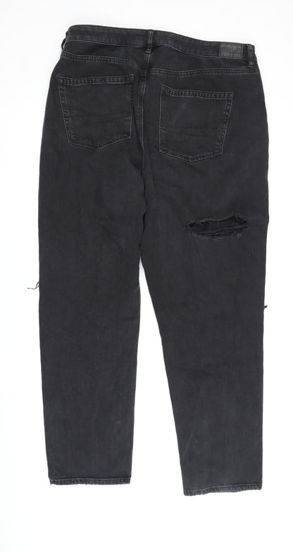 American Womens Eagle ’s Black Distressed Straight Jeans