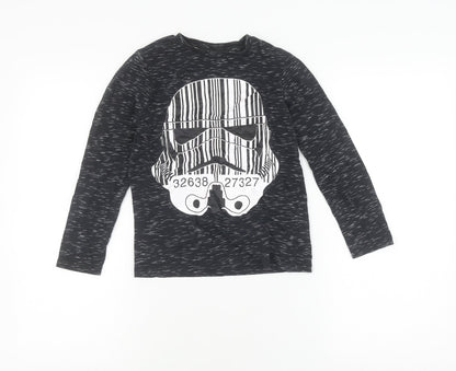 Additional front view of Star Wars boys’ black long sleeve stormtrooper t-shirt (age 7)
