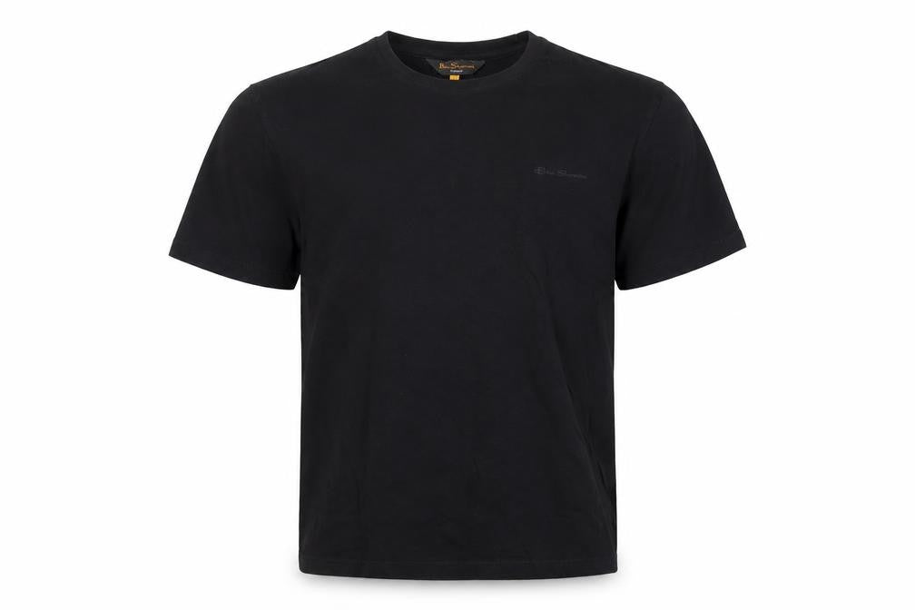 Ben Sherman T-shirt, size Medium.