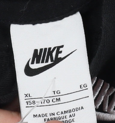 Nike Boys Black Pullover Hoodie XL - Casual Comfort & Style
