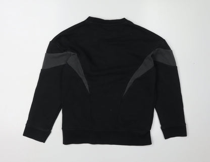 Back view of Nike boys’ black sweatshirt, size S, sports pullover top
