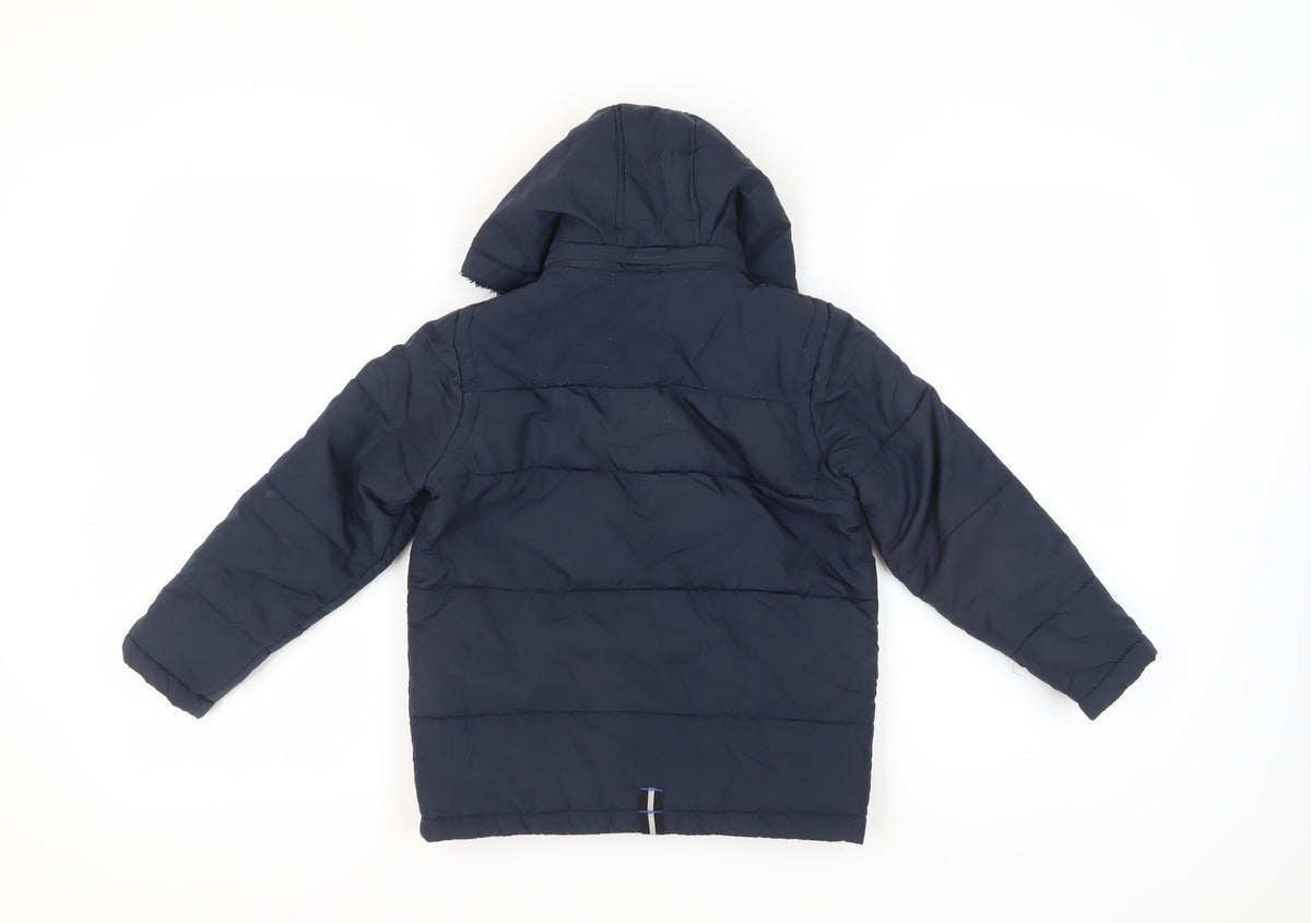 Back view of Regatta boys’ blue hooded puffer jacket, size 12, outdoor