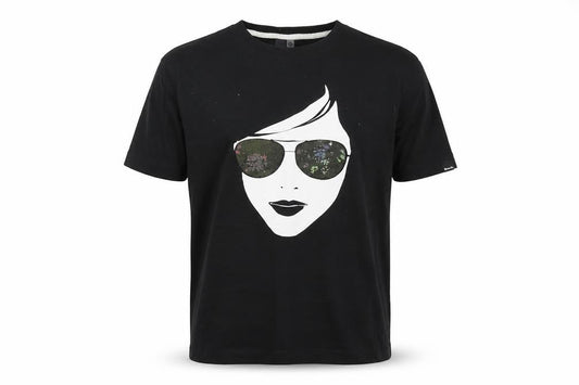 Bench Black Graphic T-shirt Size M Men's