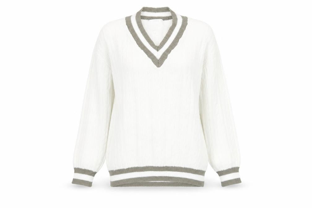Damart Women's White V-Neck Cable-Knit Jumper Size 12/14