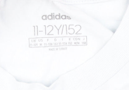 Close-up detail of Adidas boys’ white t-shirt, size 11-12, casual basic tee