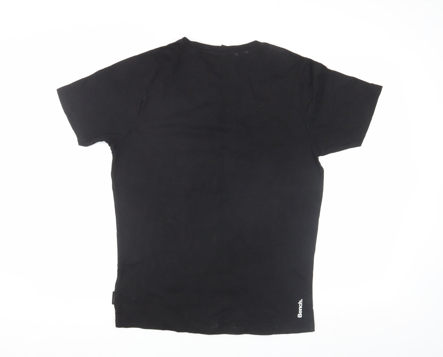 Bench Graphic T-shirt Size M