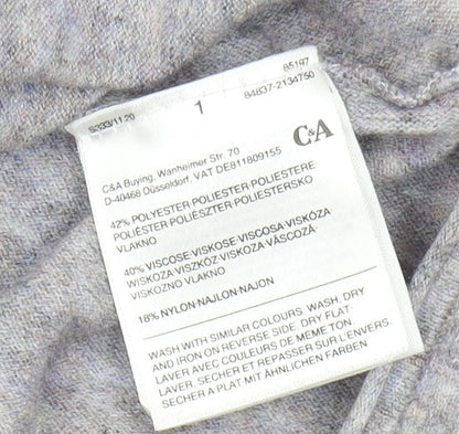 Close-up detail of C&A Women's Grey jumper -, size L