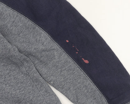Close-up detail of Fila Men’s Grey Hooded Jacket Medium Casual