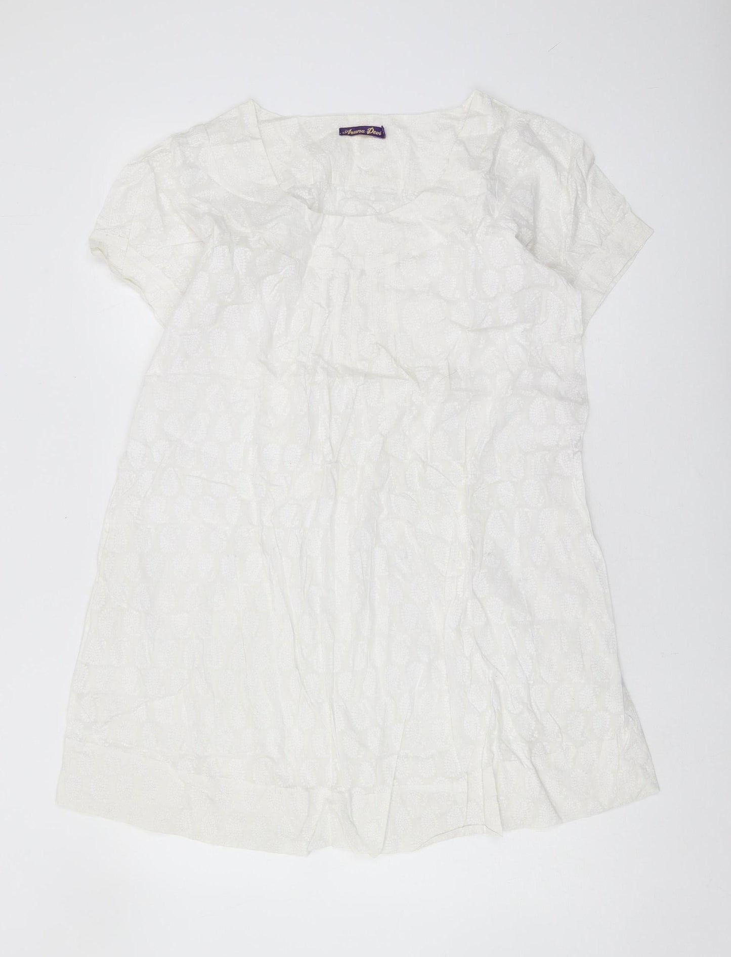 Aruna Devi Women's White Cotton Short Sleeve Top