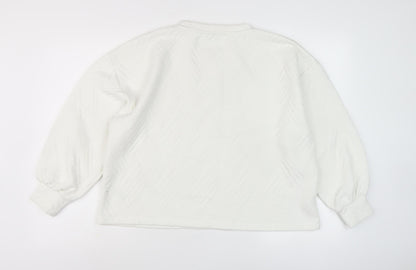Great Plains Women's White Crew Neck Sweatshirt - Size S
