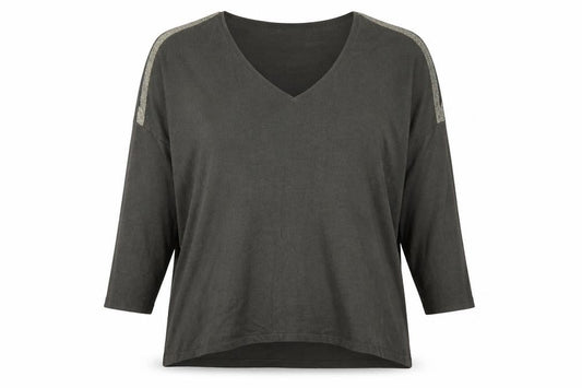 if it were me Women's Green M Basic V-Neck Jersey Top