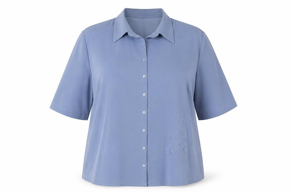 M&Co Women's Blue Button-Up Shirt Size 20