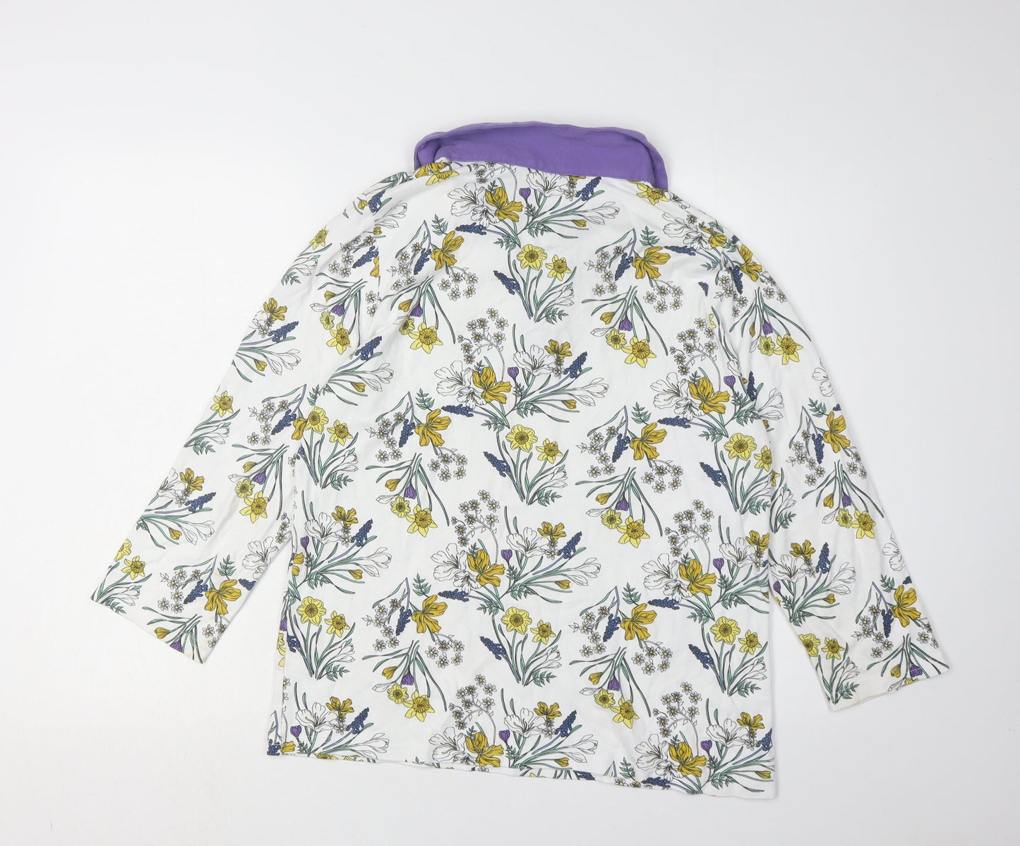 Isle Essentials Women's Multicoloured Floral Button-Up Shirt, L