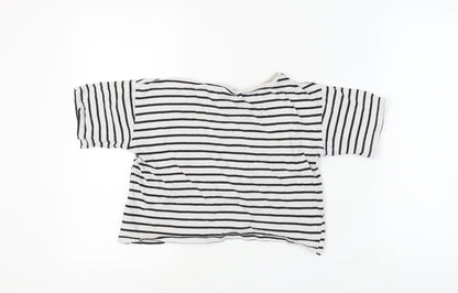 Back view of Disney at Primark girls’ mickey mouse cropped t-shirt 13-14 years