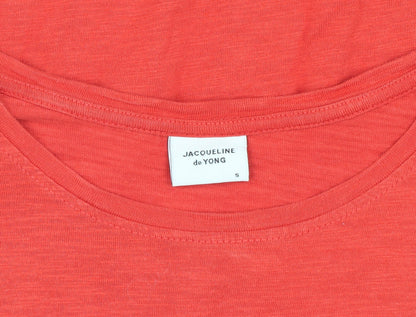 Close-up detail of Jacqueline de Yong Women’s Red Basic T-Shirt, size S