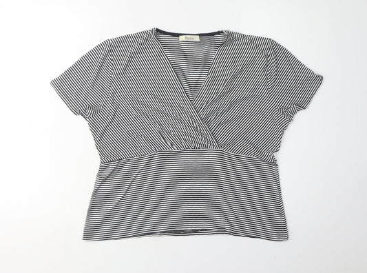Precis Women's Black Striped Wrap T-Shirt Size L