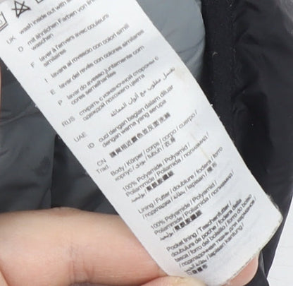 Close-up detail of ESPRIT Men's Black Puffer Waistcoat M