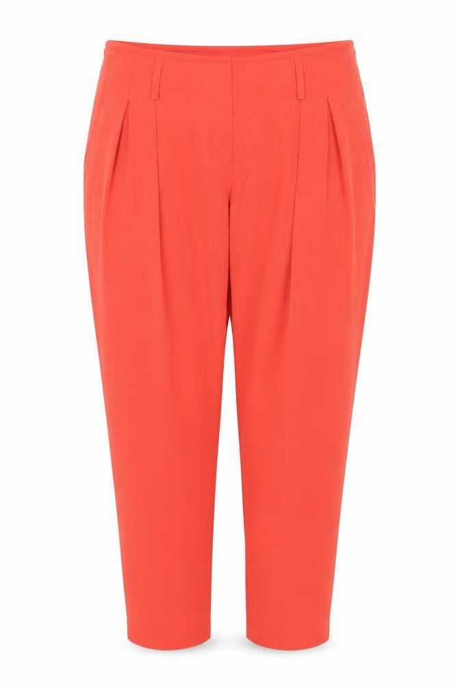 Luisa Cerano Women's Red Pleated Trousers Size 18