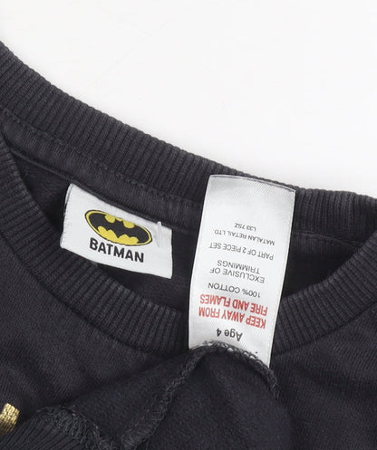 Close-up detail of Batman girls’ black graphic sweatshirt pullover 4 years