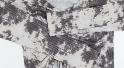 Close-up detail of New Look Grey Tie-Dye Cropped Top, size 10, Petite