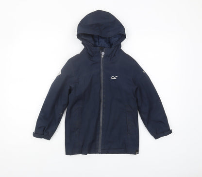 Additional front view of Regatta boys’ blue anorak jacket, age 5-6, waterproof