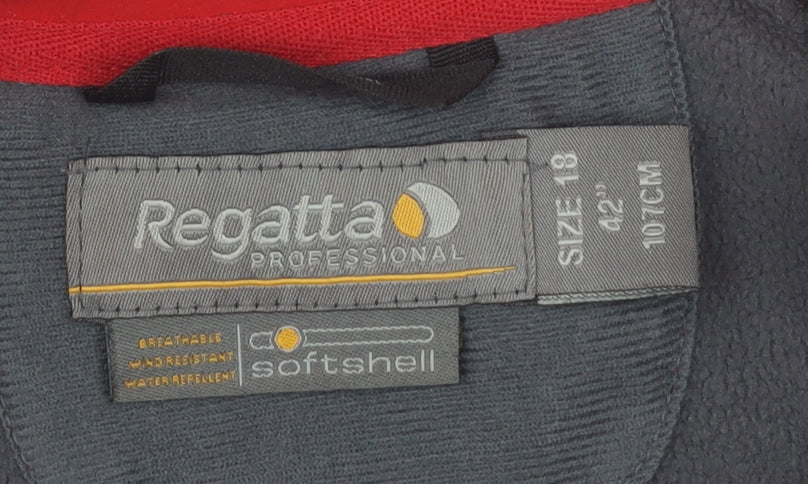 Regatta Men's Red Softshell Jacket 42 Stand-Up Collar
