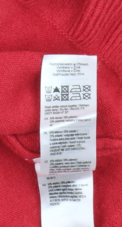 Close-up detail of Disney Red Minnie Mouse Jumper 6-9M unisex baby knitwear
