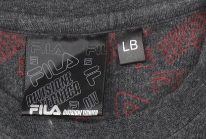 Brand and care label for Fila boys’ grey logo t-shirt, short sleeve, size L