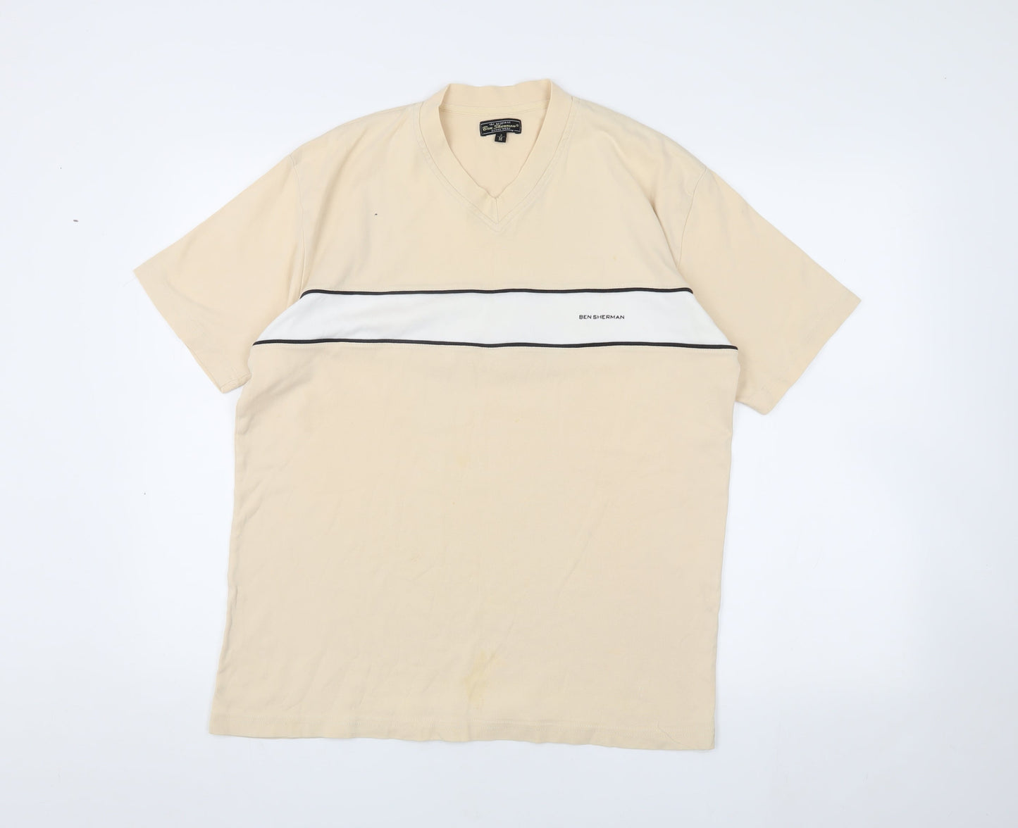 Ben Sherman T-shirt, size M.