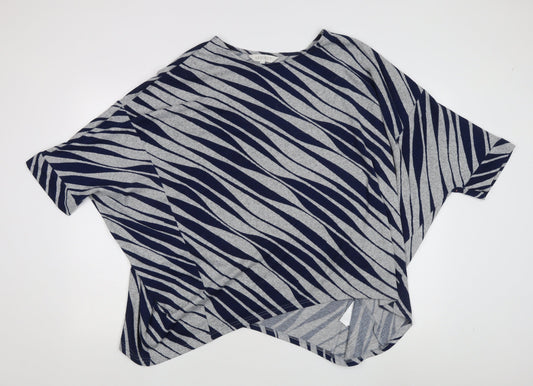 Apricot Women's Blue/Grey Animal Print Cropped T-Shirt