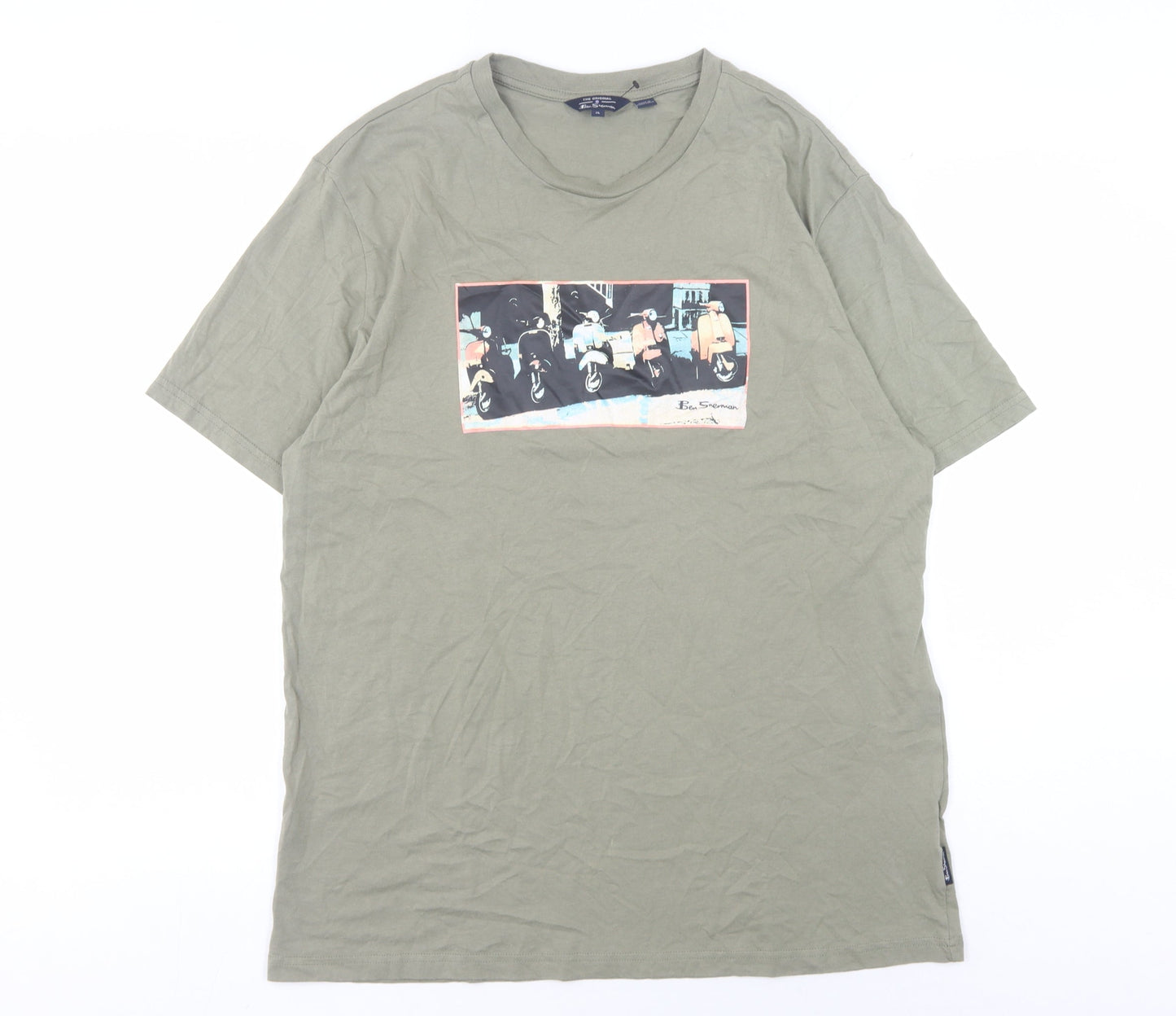 Ben Sherman Men's T-shirt, size XL.