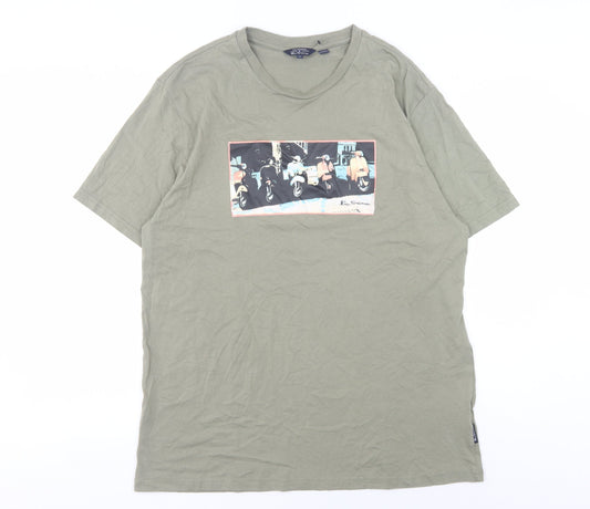 Ben Sherman Men's T-shirt, size XL.