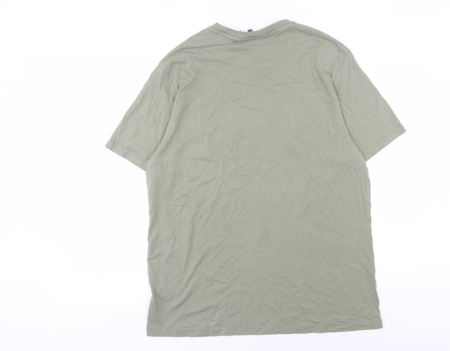 Ben Sherman Men's T-shirt, size XL.