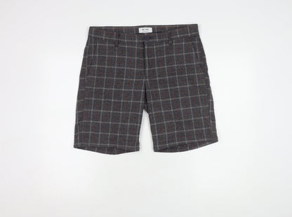Additional front view of Only & Sons Check Pattern Shorts, Men's, size 32