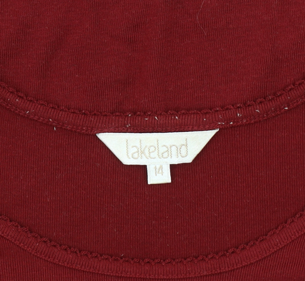 Lakeland Women's Red Basic T-Shirt Size 14