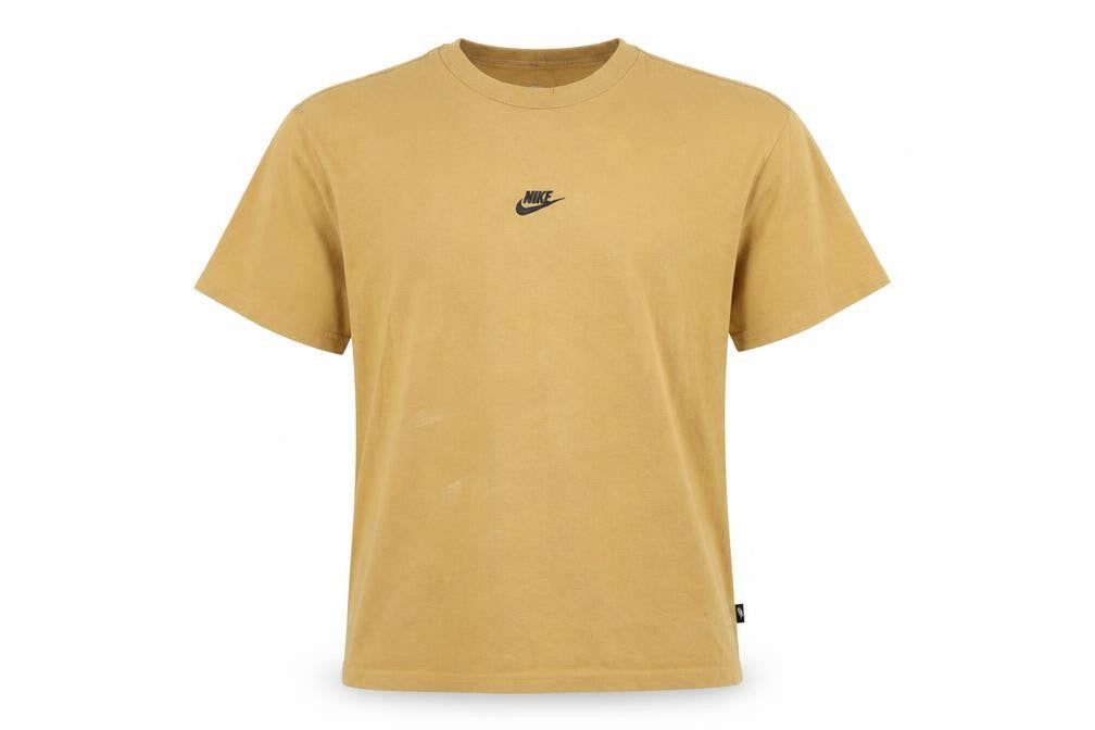 Nike Men's Brown Relaxed Fit Logo T-Shirt - Medium
