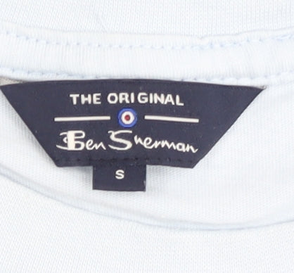 Ben Sherman Men's T-shirt, size Small.