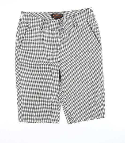 Ben Sherman Men's XS Black Check Shorts